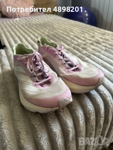 adidas adizero boston 12, снимка 2 - Дамски ежедневни обувки - 55422884