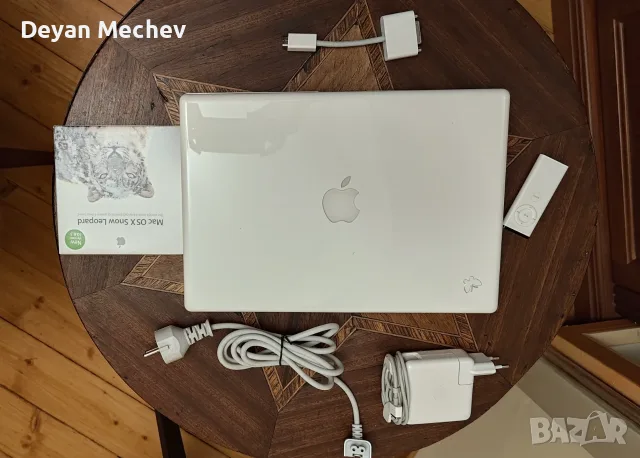 MacBook A1181 Late 2007 | Пълен Комплект с Оригинални Дискове и Дистанционно, снимка 2 - Лаптопи за дома - 55531822