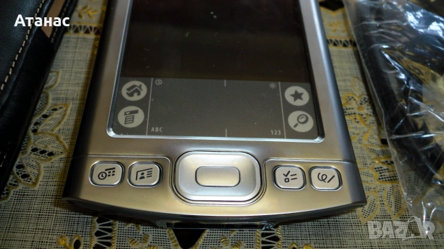  PalmOne Tungsten E2 - комплект-стилус USB кабел.оригиналин кожен калъв, снимка 2 - Други - 52015413
