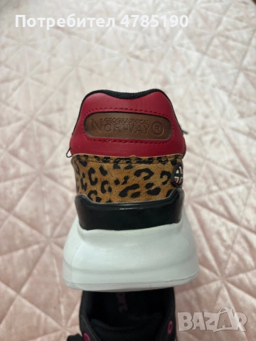 Дамски маратонки, снимка 3 - Маратонки - 54062253