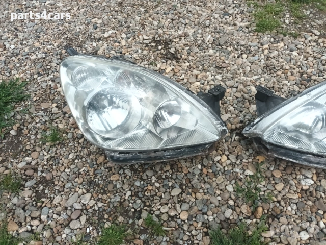 ляв или десен фар за хонда ЦР-В 2 HONDA CR-V II 04-06 , снимка 2 - Части - 54861158