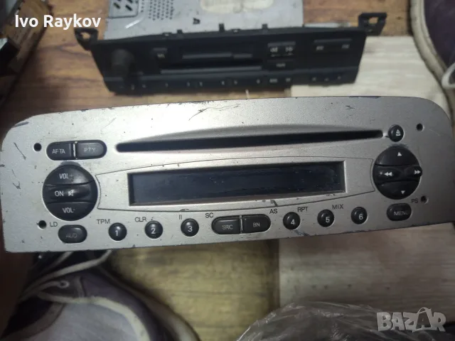 CD радио плеър за Alfa Romeo 147, Fiat 735293234, 7649378316, 7649378316, снимка 2 - Части - 55433051