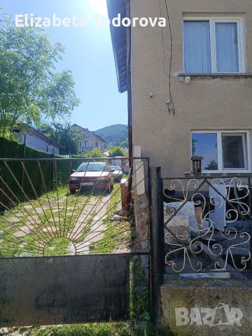 Продавам къща 3 етажа, снимка 6 - Къщи - 55674987