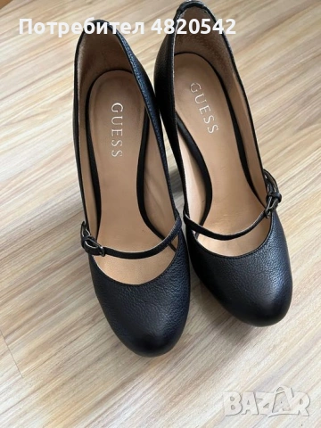 Обувки на марката GUESS, снимка 2 - Дамски обувки на ток - 54546673