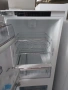 Хладилник с фризер Electrolux за вграждане , снимка 2
