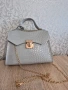 Малка дамска чанта, снимка 1