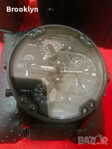 Продава се нов мъжки часовник Diesel, снимка 11 - Мъжки - 55663712