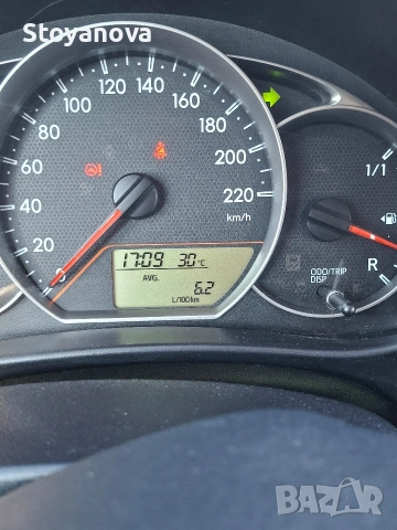 Toyota Verso S, снимка 10 - Автомобили и джипове - 54839611