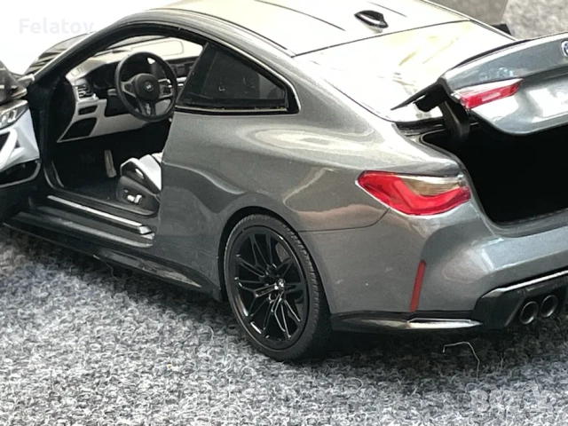 BMW M4 G82 Minichamps 1:18, снимка 4 - Колекции - 54442472