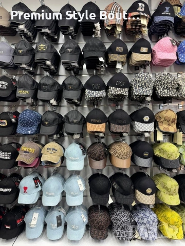 шапки с козирка alo celine lacoste dsquared2 , снимка 3 - Шапки - 54159432