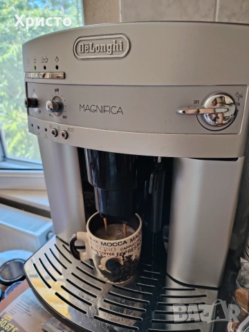 DeLonghi Magnifica ESAM 3200 като нова, снимка 2 - Кафемашини - 55050188