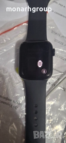 Smart Часовник Apple watch SE/40mm/леки драскотини по стъклото, снимка 9 - Мъжки - 54963083
