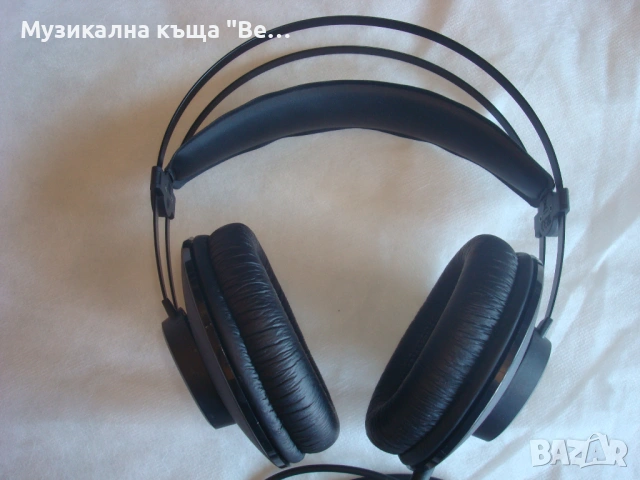 Слушалки AKG K52, снимка 3 - Слушалки и портативни колонки - 54853698