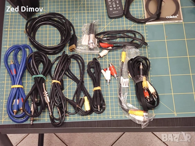 Видео камера Sony HXR-NX3 голям комплект., снимка 5 - Камери - 54979137