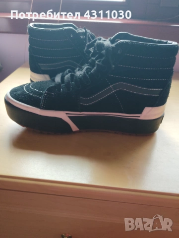 Vans Sk8-Hi Stacked (Suede) Black / Gum 40.5 номер, снимка 6 - Кецове - 54199631