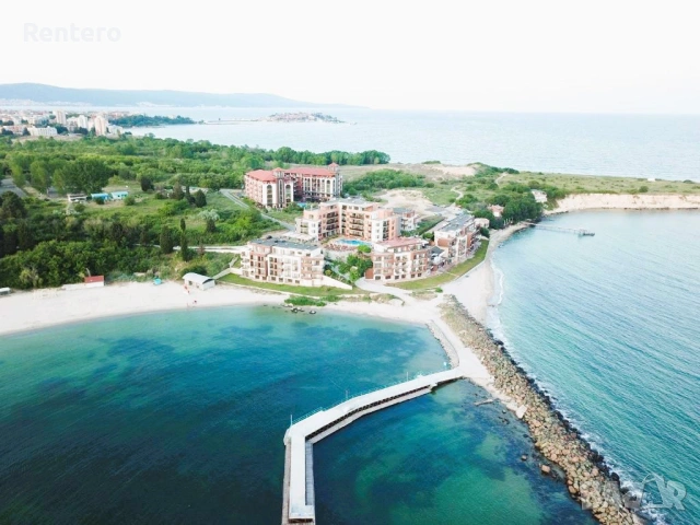 🌊 ЛУКС НА ПЪРВА ЛИНИЯ В НЕСЕБЪР – МОРЕТО Е БУКВАЛНО ПРЕД ТЕБ! 🌅, снимка 15 - Почивки на море - 54156116