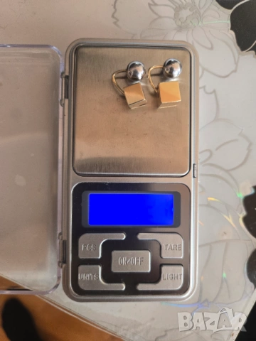 Продавам златни обеци 585 проба, снимка 4 - Обеци - 54239585