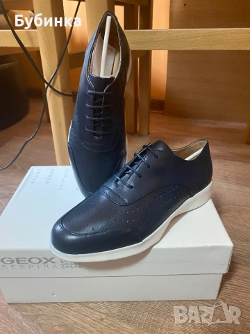 Чисто нови дамски обувки на марка Geox