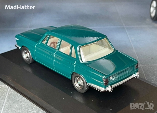 BMW 1500 - 1/43 - Dinky Toys - Колекционерски модел, снимка 4 - Колекции - 54275973