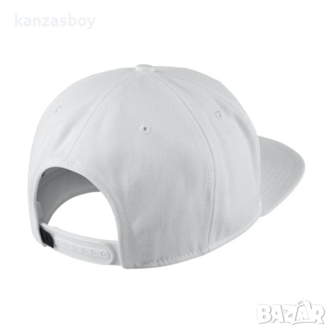 Nike Air Jordan AJ 13 Lucky Snapback Hat - страхотна мъжка шапка КАТО НОВА, снимка 2 - Шапки - 54824801