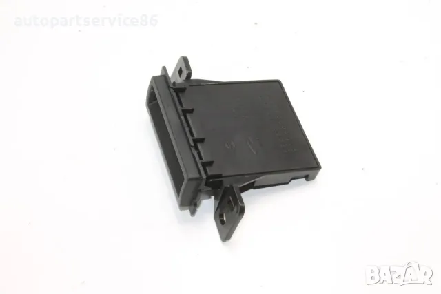 Жабка за Nissan Murano Z51 3.5 V6 (2009) OEM 68473EG000