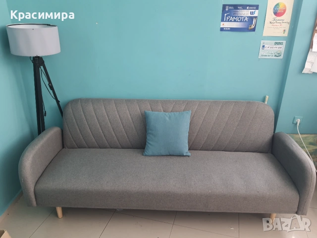 Разтегателен диван, почти нов, снимка 4 - Дивани и мека мебел - 54606357