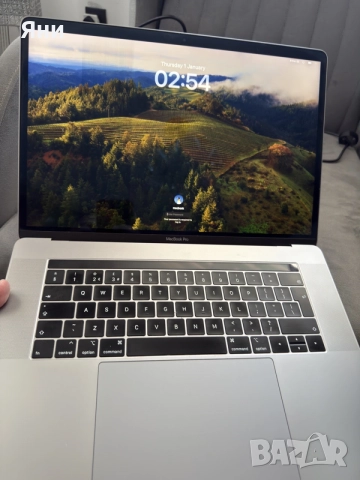 MacBook Pro 15" 2018 | i7-8750H | 16GB RAM | 256GB SSD | Radeon Pro 555X | Touch Bar, снимка 2 - Лаптопи за работа - 55557604