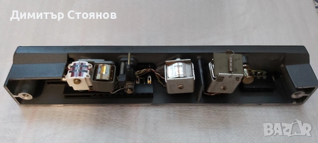 Продавам блок с глави за магнетофон UHER royal de luxe