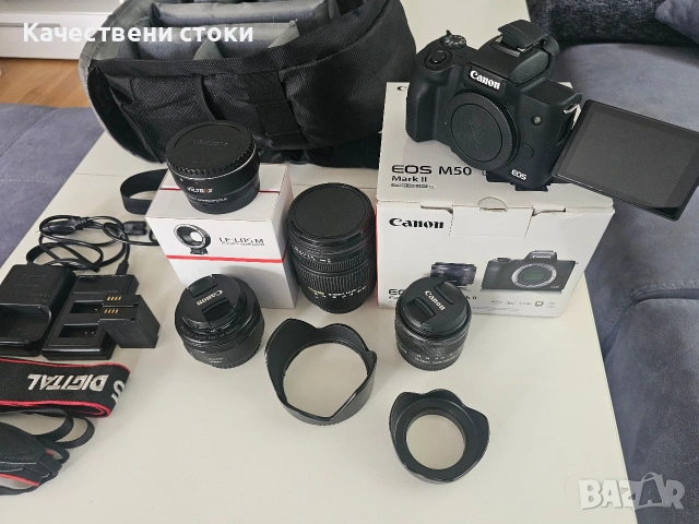 Canon M50 Mark II с 3 обектива и аксесоари комплект