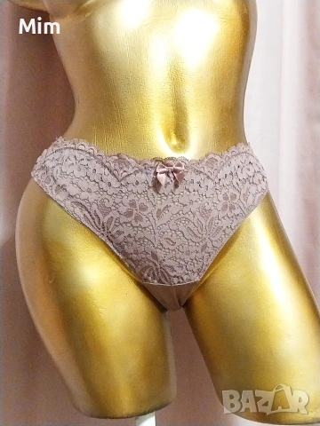 Hunkemoller M Еластична полупрашка пепел от рози 
