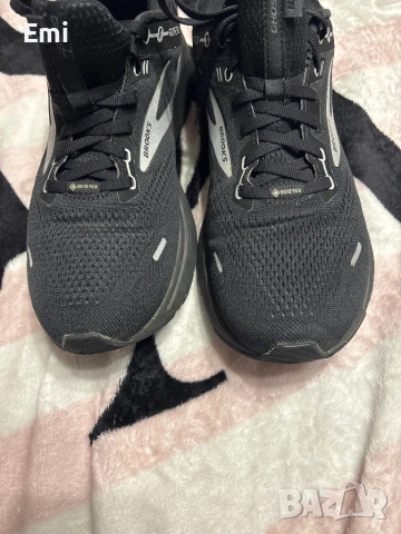 Brooks gote tex 46 номер-оригинален, снимка 4 - Маратонки - 54683198