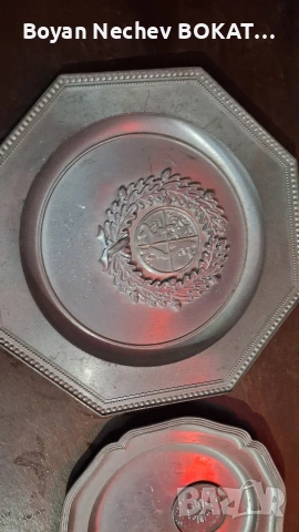 Чинии за стена