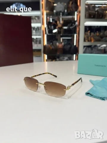 Очила + висок клас калъф + на марката кутия + сертификат + кърпичка в синьо Tiffany