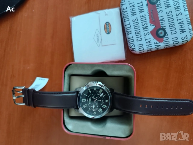 часовник fossil grand