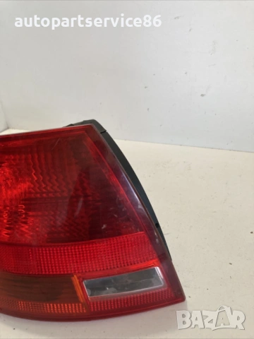 Заден ляв външен стоп за Audi A4 2.0 Tdi (2006) Estate 8E9945095C, снимка 2 - Части - 54725205