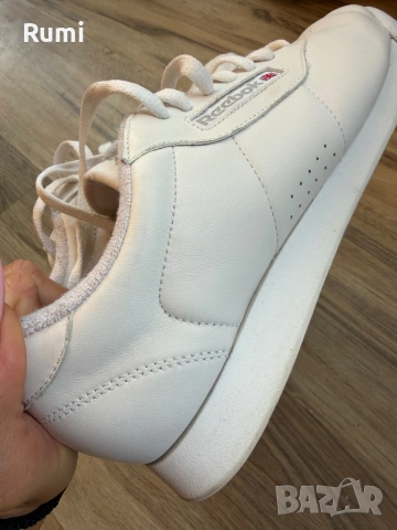Оригинални класически маратонки Reebok ! 39 н, снимка 6 - Маратонки - 54656900
