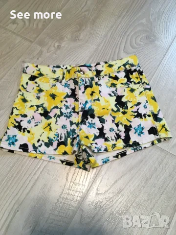 Juicy Couture флорални къси панталонки XS/S, снимка 3 - Къси панталони и бермуди - 55420316