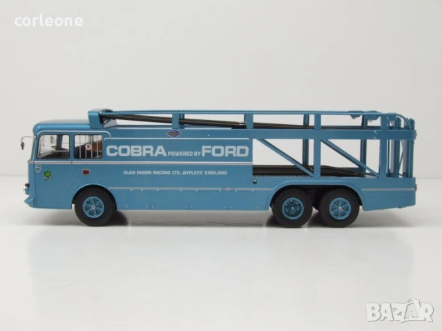 Fiat Bartoletti 306/2 Renntransporter 1956 - мащаб 1:43 на ixo models моделът е нов в PVC кейс, снимка 4 - Колекции - 55010678