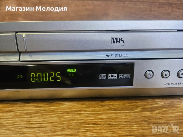 Видео и двд в едно. Sony SLV-D920E – Всичко в едно: Прецизно DVD качество и перфектен 4-глав VHS зву, снимка 8 - Плейъри, домашно кино, прожектори - 54561021