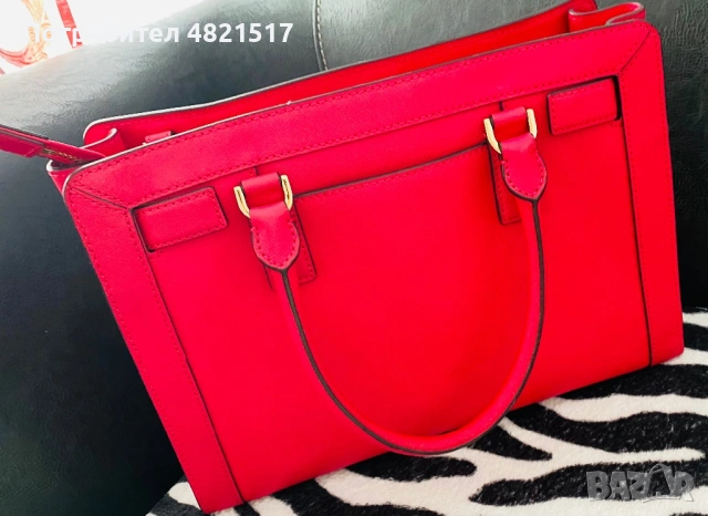 Оригинална Michael Kors Selma / Saffiano чанта, снимка 2 - Чанти - 54470520