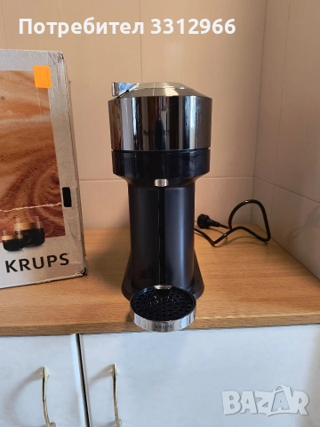 Krupa Nespresso Vertuo Next за части не тръгва, снимка 2 - Кафемашини - 54485511