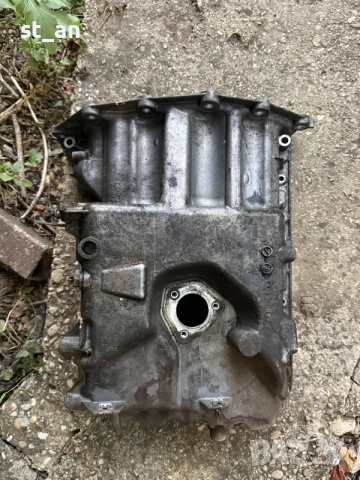 Картер двигател Mercedes A, B, CLA 180, 200CDI  (OM 651)