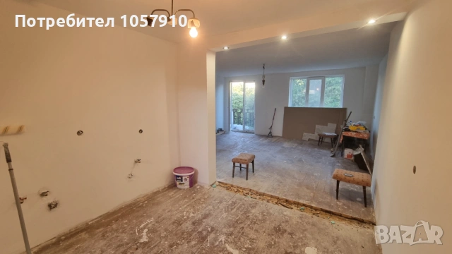 Продава се етаж от къща   100 кв.м
