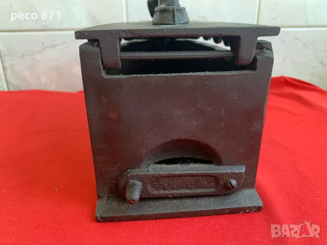 "Вулканъ" Варна Стара ютия на жар Лъвска глава, снимка 4 - Антикварни и старинни предмети - 55658355