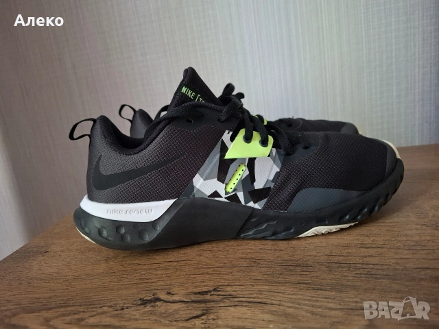 Nike маратонки 43 номер. 