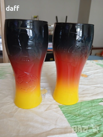 Чаши кока кола. Coca cola.
