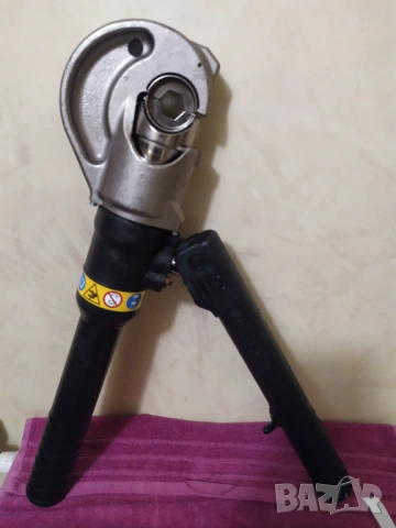 Cembre - хидравлична преса за кербоване на кабели до 400 мм2 / 120 kN, снимка 5 - Други инструменти - 54071789