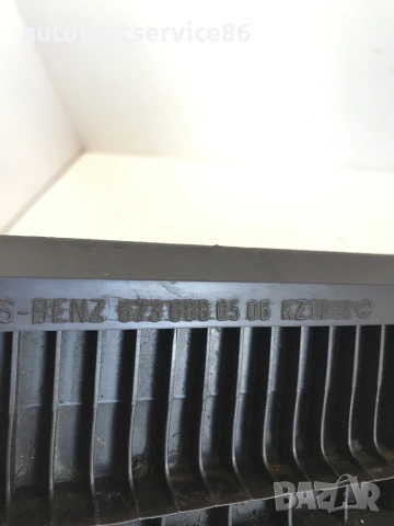 Интериорна облицовка предна лява страна за Mercedes 814 / 1114 (1991) 6736880506, снимка 2 - Части - 55224196
