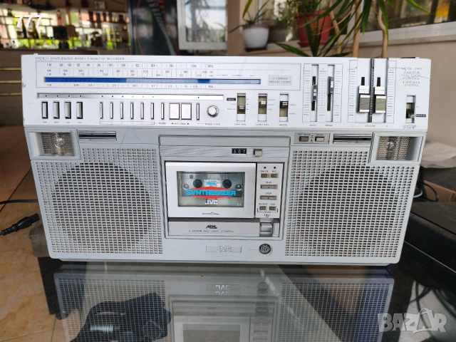 JVC RC-M80 Топ модел., снимка 3 - Радиокасетофони, транзистори - 55138168