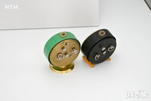 Два ретро часовника SLAVA (СССР) колекционерски, снимка 2 - Колекции - 54048883